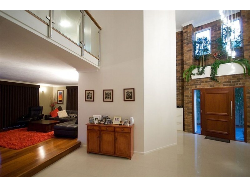 30 Sundance Way, Runaway Bay QLD 4216