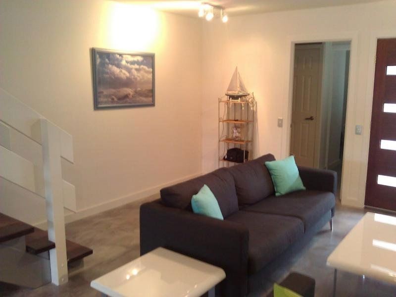 4/14 Aquila Court, Mermaid Waters QLD 4218