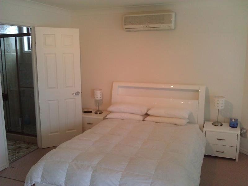 4/14 Aquila Court, Mermaid Waters QLD 4218