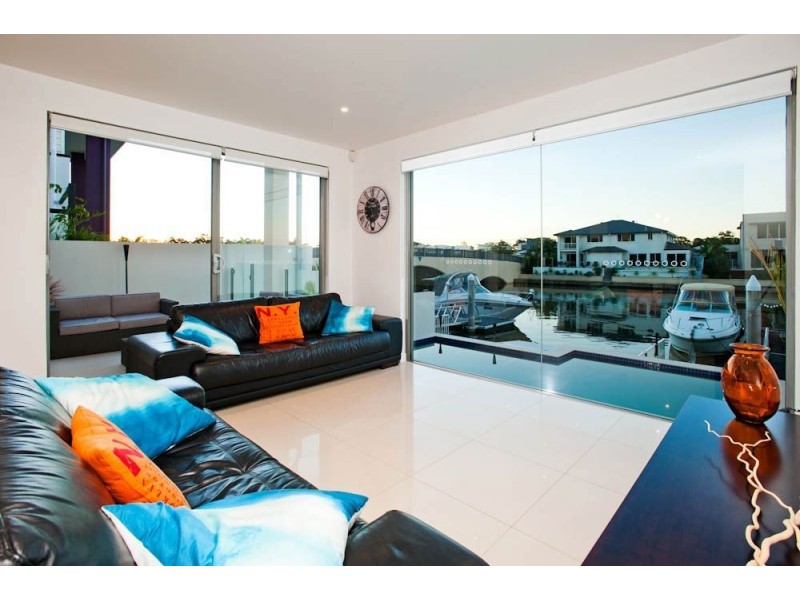 1/11 South Quay Drive, Biggera Waters QLD 4216