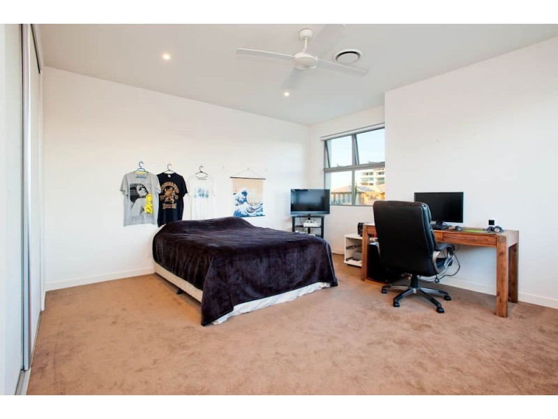 1/11 South Quay Drive, Biggera Waters QLD 4216