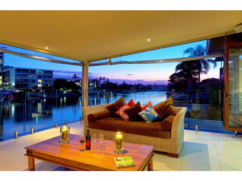 139 Allambi Avenue, Broadbeach Waters QLD 4218