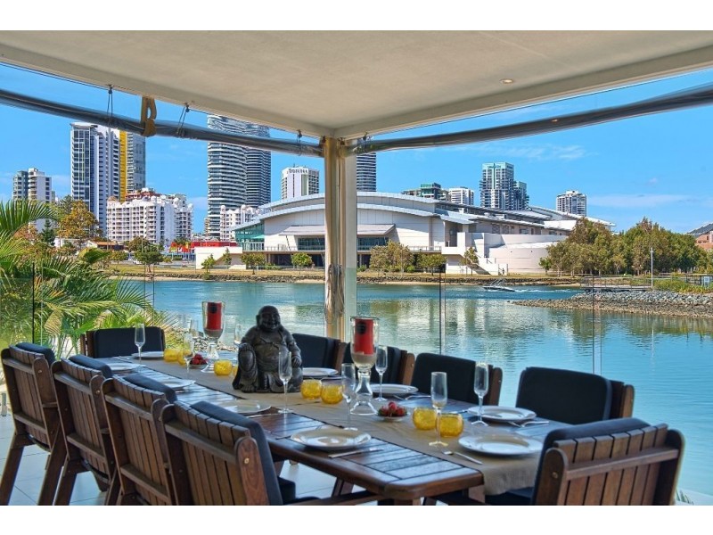 139 Allambi Avenue, Broadbeach Waters QLD 4218