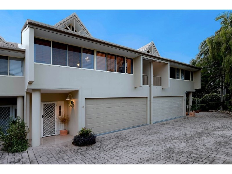 2/125 Santa Cruz Boulevard, Clear Island Waters QLD 4226