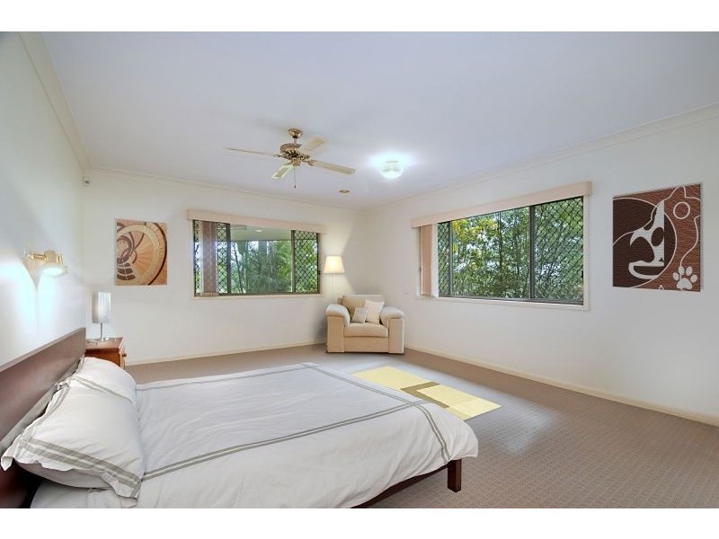 54 Valley Drive, Tallebudgera QLD 4228