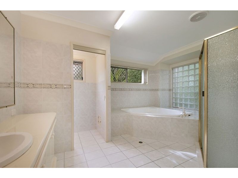 54 Valley Drive, Tallebudgera QLD 4228