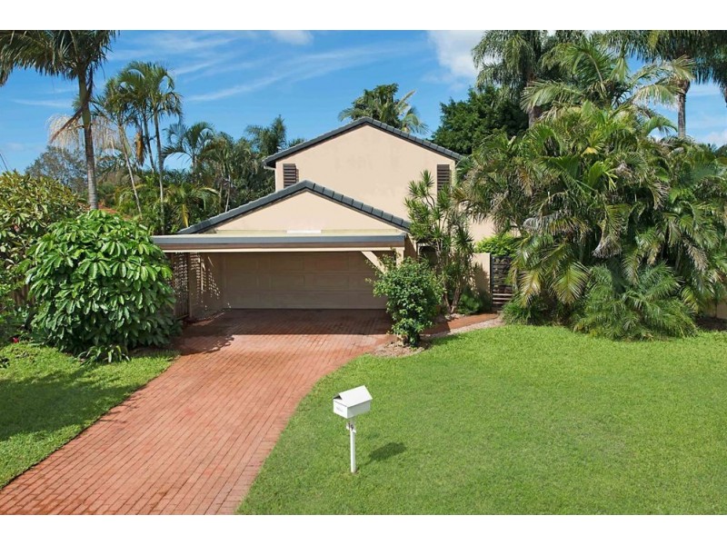 19 Henning Court, Mermaid Waters QLD 4218