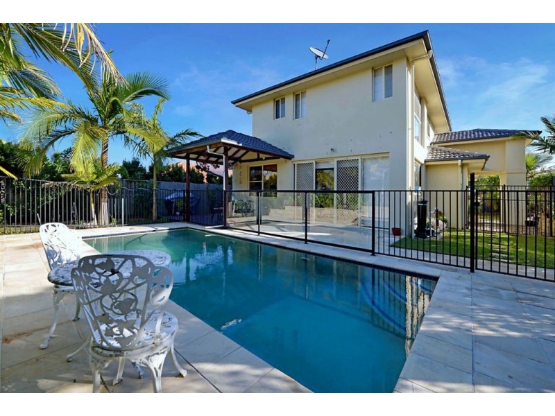 40 Hillridge Crescent, Varsity Lakes QLD 4227