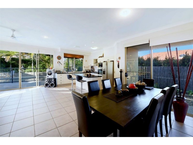 40 Hillridge Crescent, Varsity Lakes QLD 4227