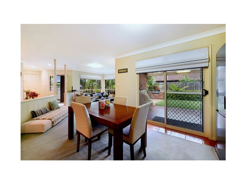 19 Sigatoka Place, Clear Island Waters QLD 4226
