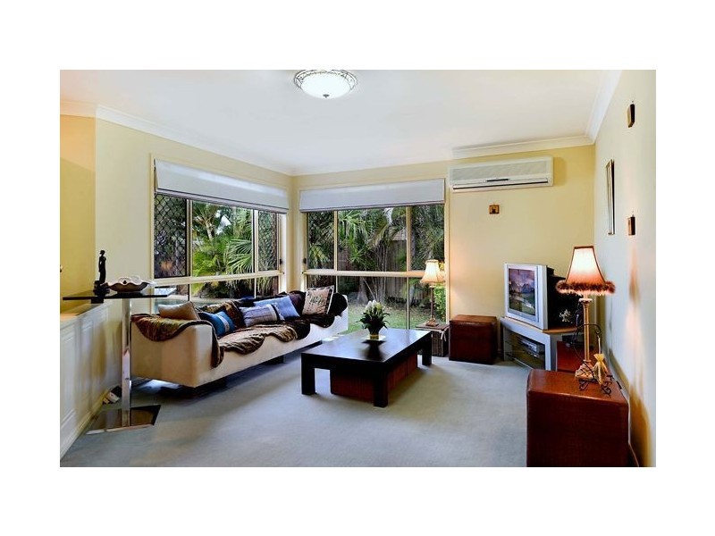 19 Sigatoka Place, Clear Island Waters QLD 4226