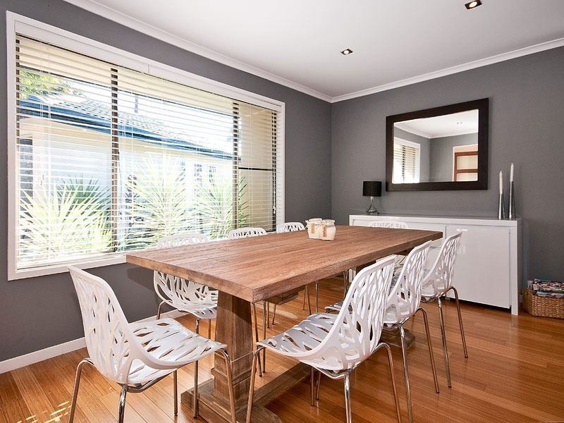 56 Barrier Reef Drive, Mermaid Waters QLD 4218