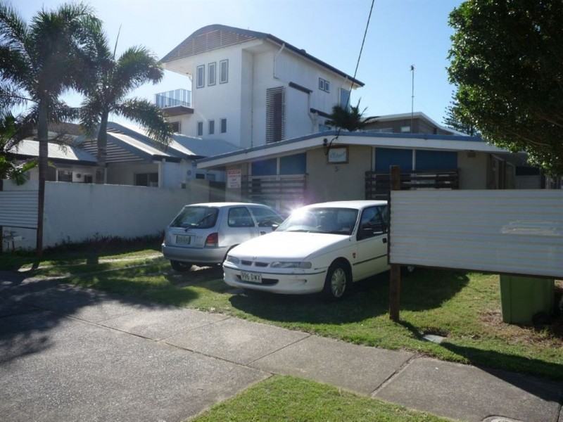 5 Seagull Avenue, Mermaid Beach QLD 4218