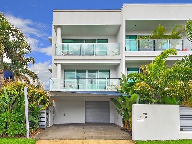 1/30 Redondo Ave, Miami QLD 4220