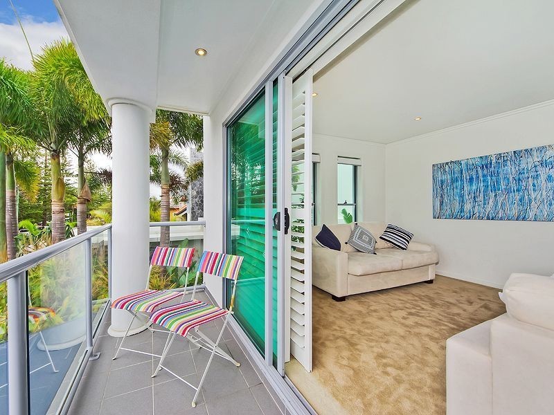 1/30 Redondo Ave, Miami QLD 4220