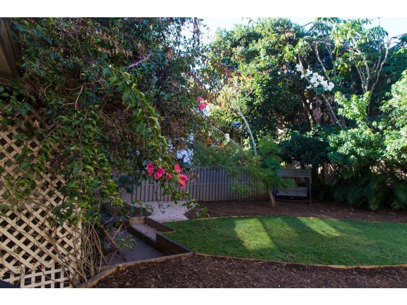 63 Seagull Avenue, Mermaid Beach QLD 4218