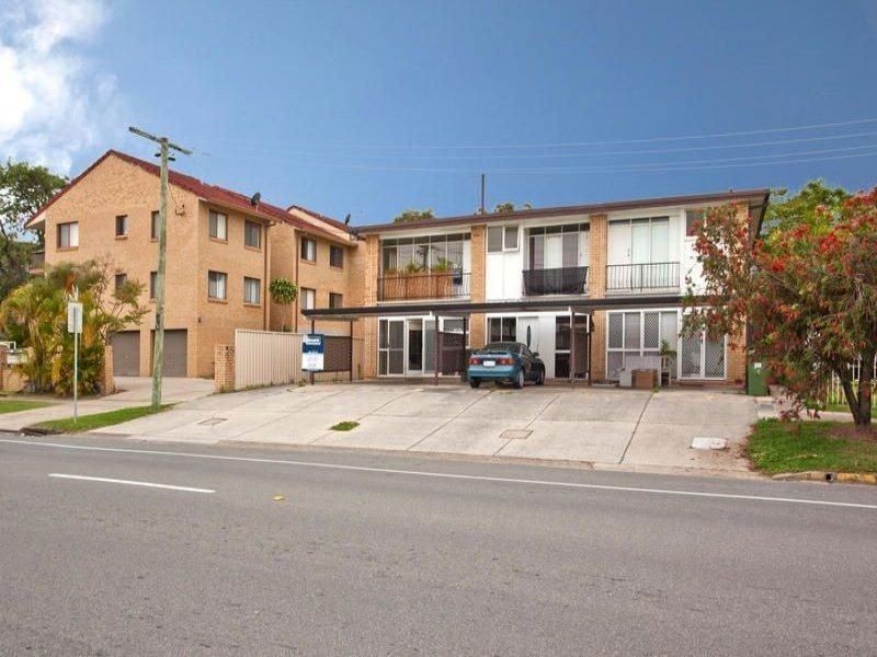 1/2 ‘Sunshine Lodge’ Sunshine Blvd, Broadbeach Waters QLD 4218