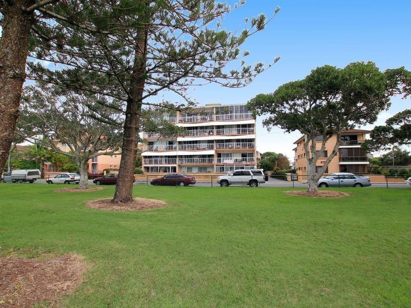 30/224 Marine Parade, Labrador QLD 4215