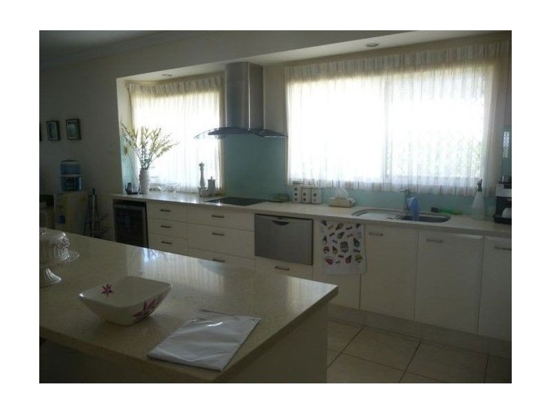 29 Notre Dame Court, Varsity Lakes QLD 4227