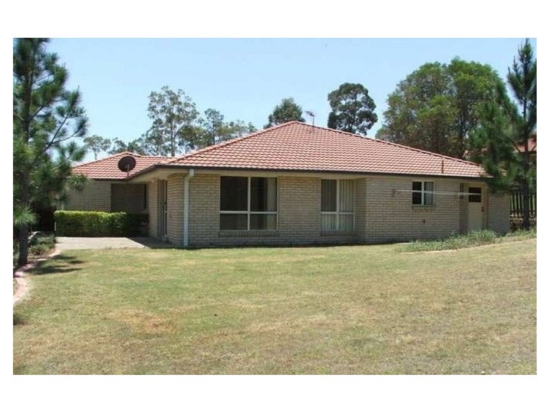 31 Maui Crescent, Oxenford QLD 4210
