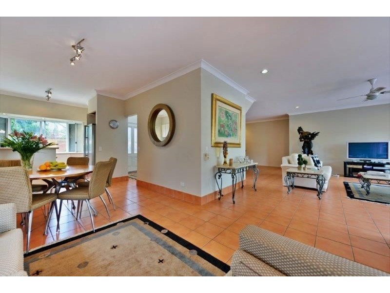 63 Pebble Beach Dr, Runaway Bay QLD 4216