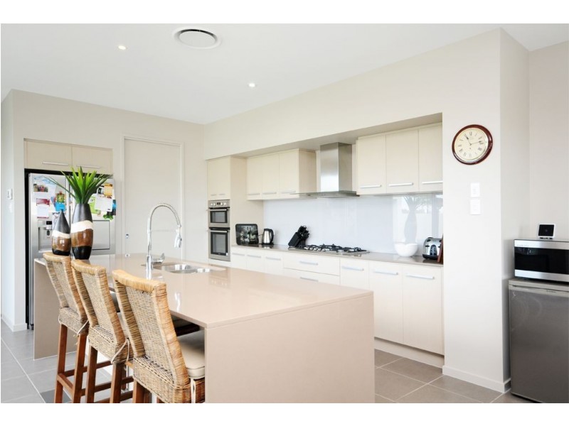 1 South Quay Drive, Biggera Waters QLD 4216