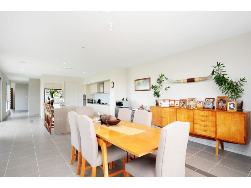 1 South Quay Drive, Biggera Waters QLD 4216