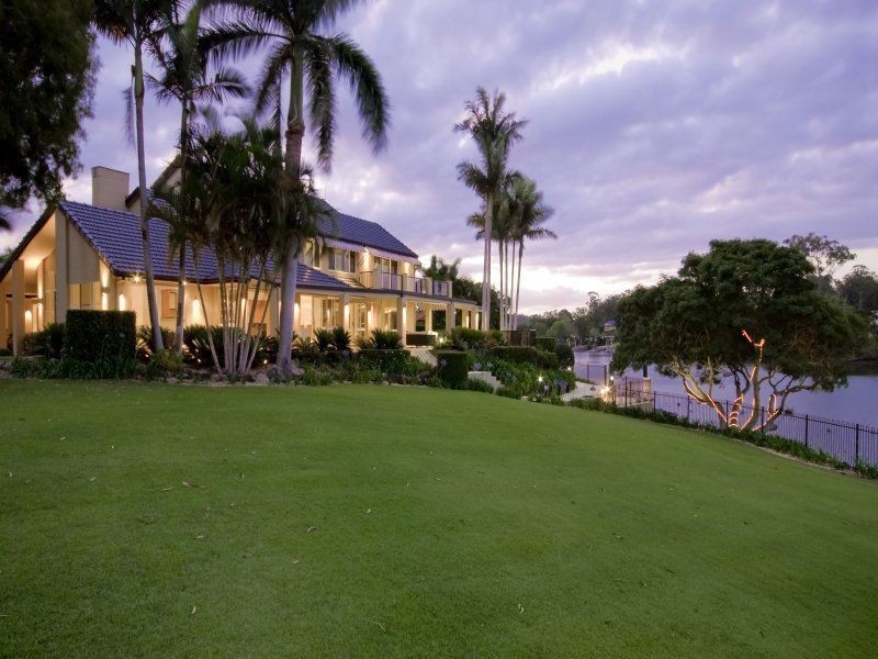 30-32 Maryland Avenue, Carrara QLD 4211