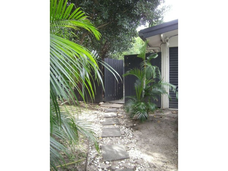 98 Rio Vista Blvd, Broadbeach Waters QLD 4218