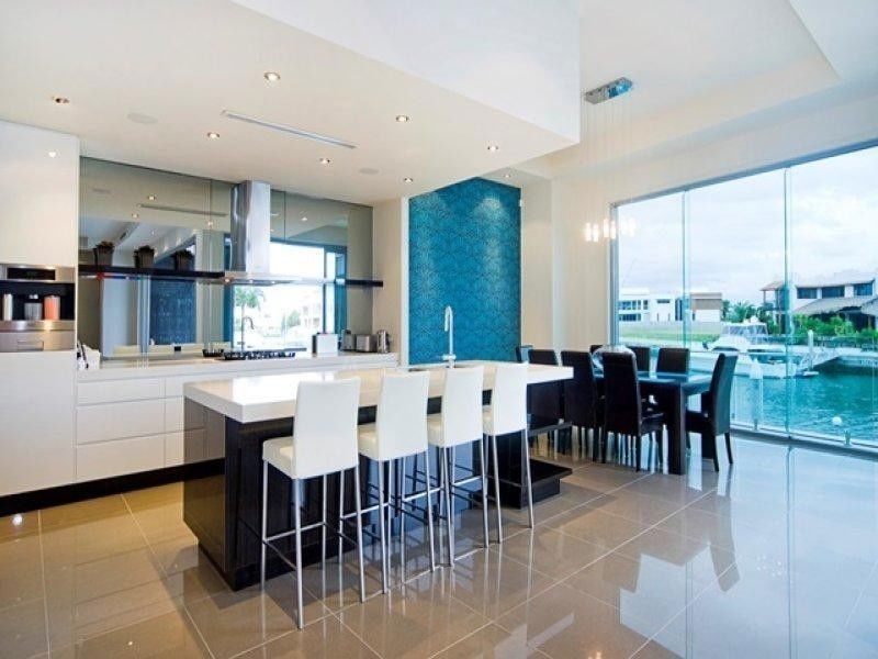 74 Royal Albert Crescent, Sovereign Islands QLD 4216