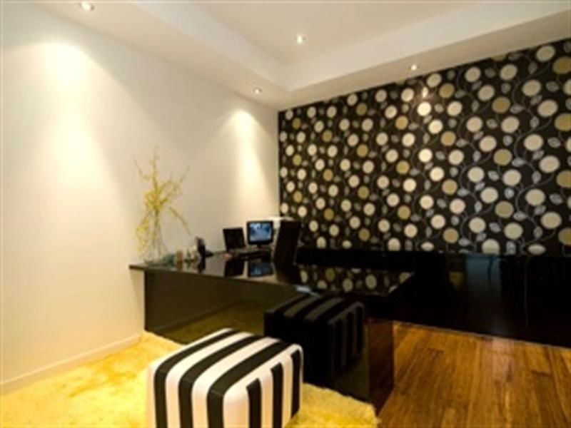 74 Royal Albert Crescent, Sovereign Islands QLD 4216