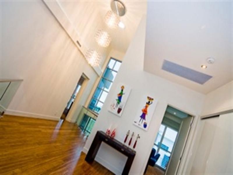 74 Royal Albert Crescent, Sovereign Islands QLD 4216