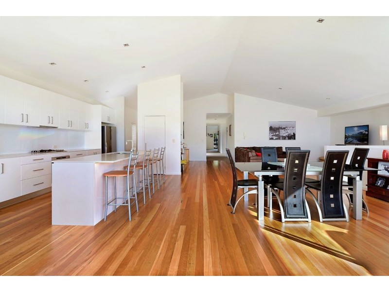 21 Worchester Terrace, Reedy Creek QLD 4227