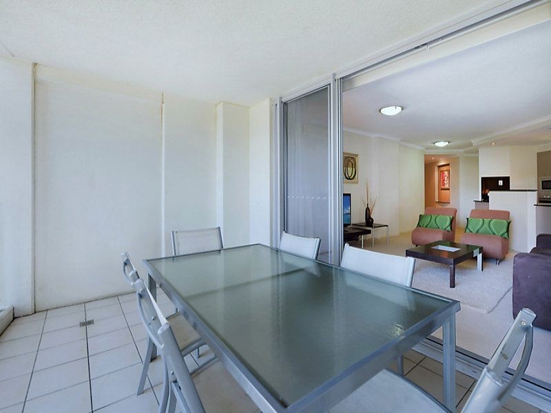 21 Cypress Avenue, Surfers Paradise QLD 4217