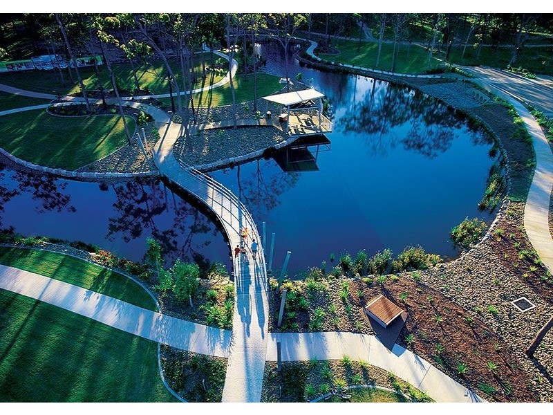 4 Severn Street, Coomera QLD 4209