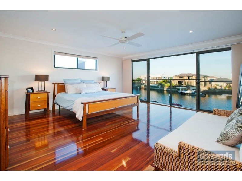 1/35 Compass Drive, Biggera Waters QLD 4216