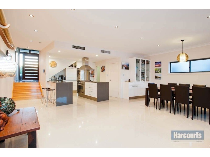 1/35 Compass Drive, Biggera Waters QLD 4216