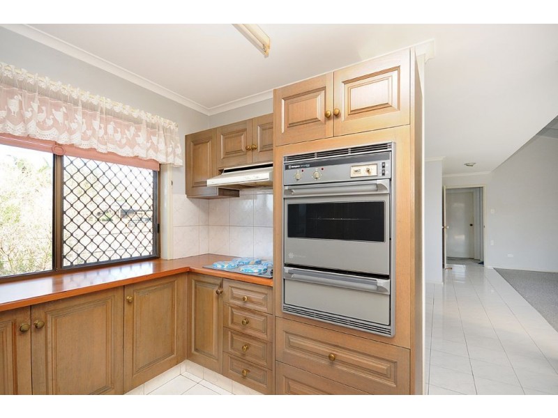 5 Spinebill Street, Burleigh Waters QLD 4220