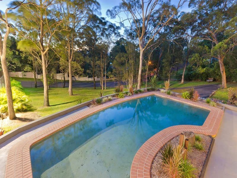 17 Midgera Street, Ashmore QLD 4214