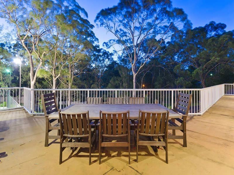 17 Midgera Street, Ashmore QLD 4214