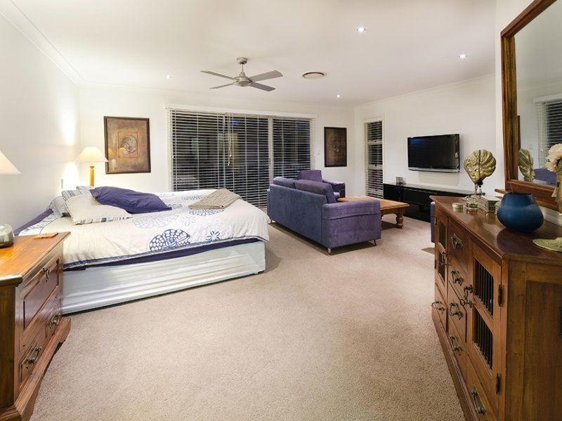 17 Midgera Street, Ashmore QLD 4214