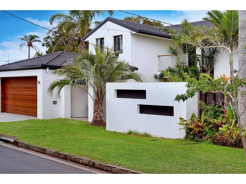 25 Killowill Avenue, Paradise Point QLD 4216