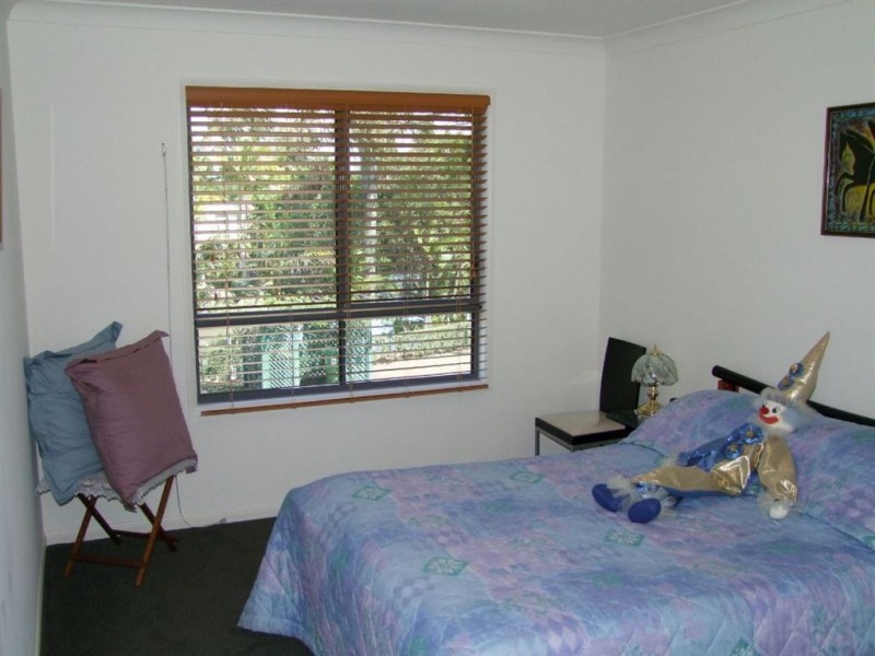 3/125 Santa Cruz Blvd, Clear Island Waters QLD 4226