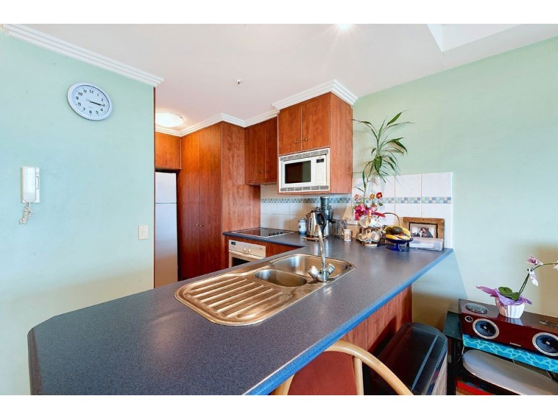 309/182 Marine Parade, Labrador QLD 4215