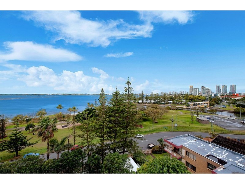710/182 Marine Parade, Labrador QLD 4215