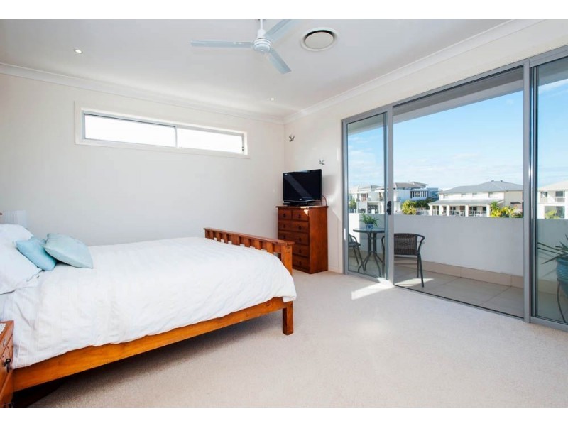 76 East Quay Drive, Biggera Waters QLD 4216