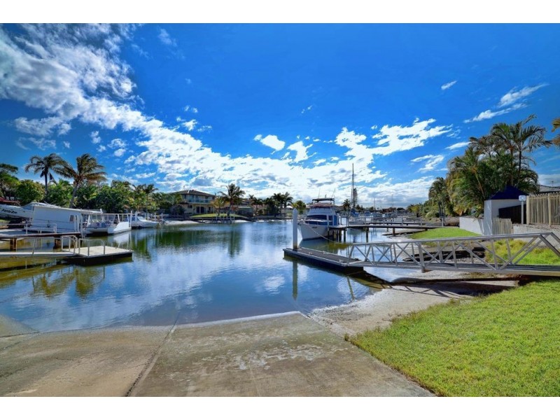 5 O’Grady Drive, Paradise Point QLD 4216