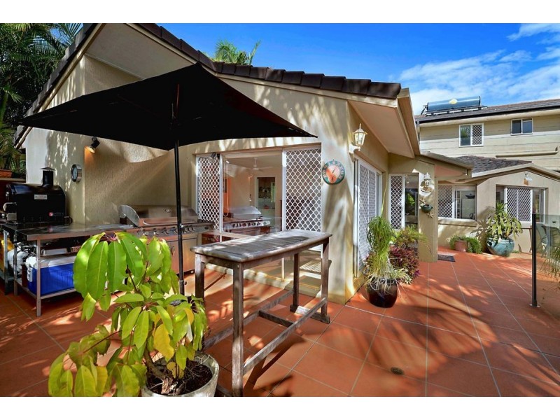 5 O’Grady Drive, Paradise Point QLD 4216