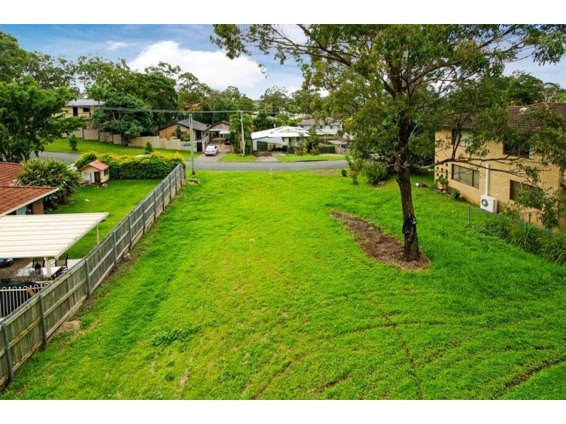 14 Akoonah St, Hope Island QLD 4212