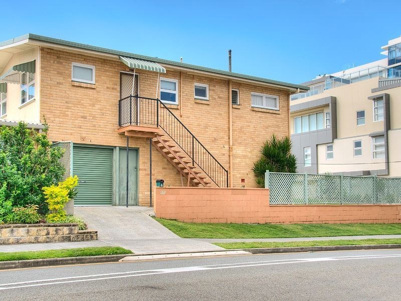 2/111 Albatross Avenue, Mermaid Beach QLD 4218